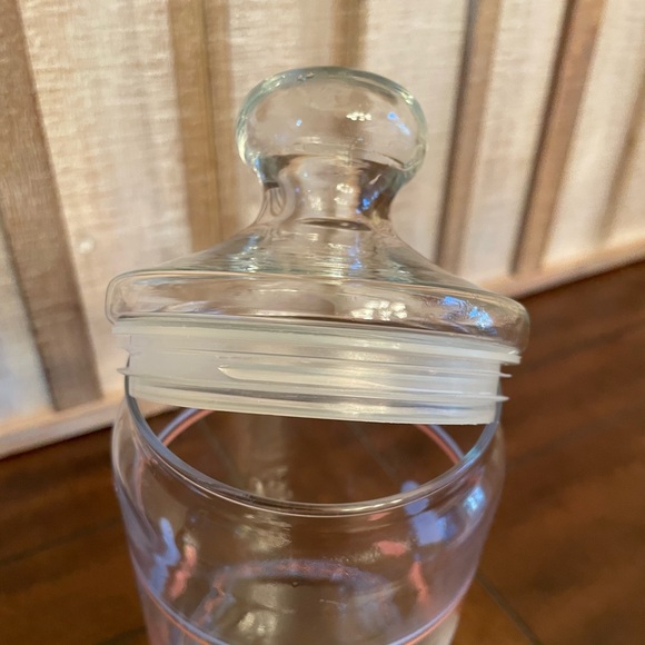Hearts & Geese Vintage Luminarc France Tall Apothecary glass jar - Picture 3 of 4